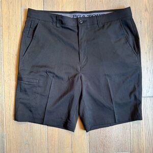 Men's PGA TOUR Black Golf Shorts Flat Front Polyester Size 36